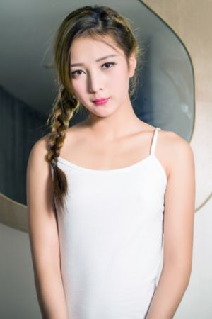 欧美创意海报图片_4K在线观看