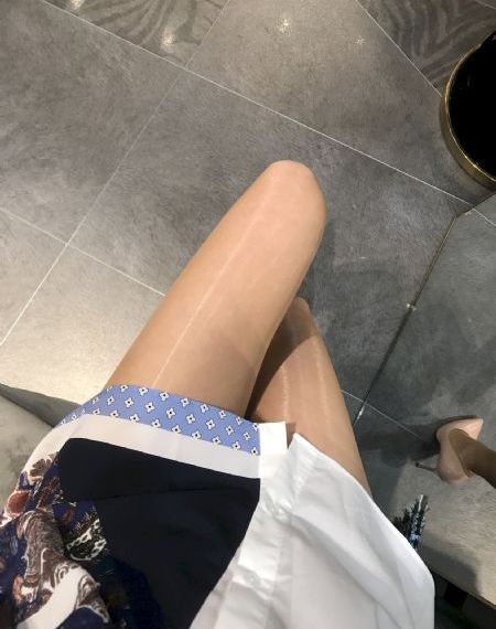 国产呦在线观看视频_十万网红美女美酱