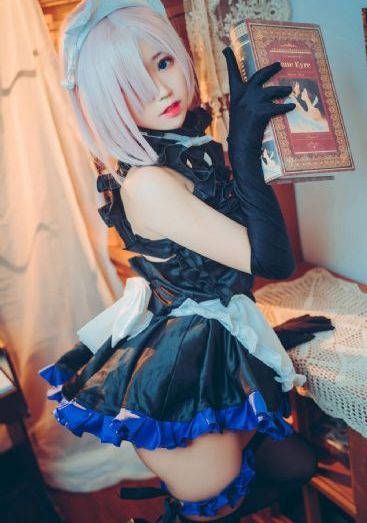 欧美明星羽绒服街拍_DVD在线播放观看